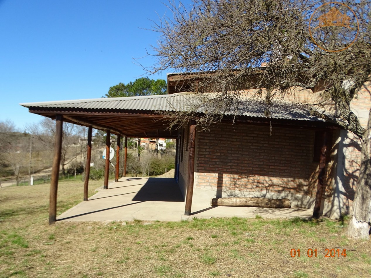 POTRERO DE GARAY-CASA ESQUINA DE DOS DORMITORIOS CON PILETA-TERRENO 1035M2-CORDOBA-ESCRITURA