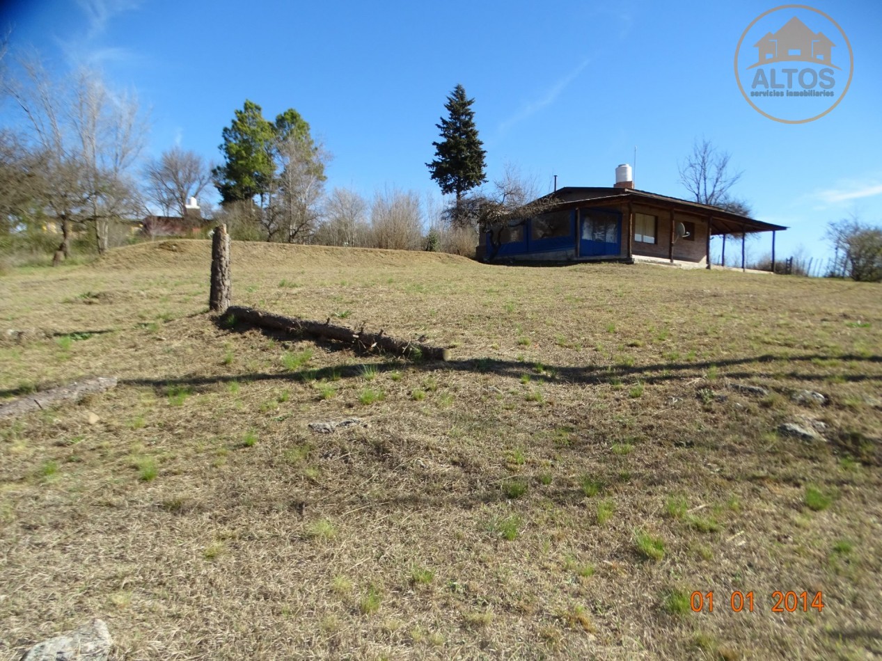 POTRERO DE GARAY-CASA ESQUINA DE DOS DORMITORIOS CON PILETA-TERRENO 1035M2-CORDOBA-ESCRITURA