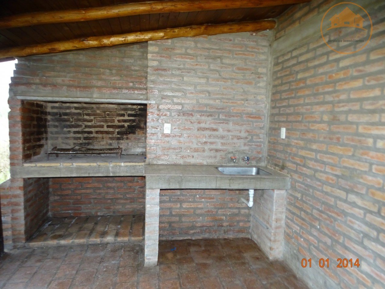 POTRERO DE GARAY-CASA ESQUINA DE DOS DORMITORIOS CON PILETA-TERRENO 1035M2-CORDOBA-ESCRITURA