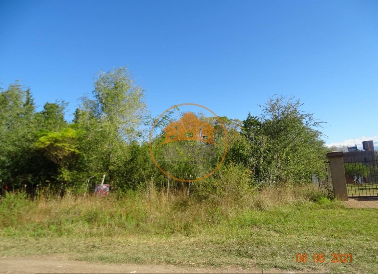 TERRENO 900 M2 A METROS DE CLUB DE PESCA EN POTRERO DE GARAY, CORDOBA. CON ESCRITURA Y SERVICIOS