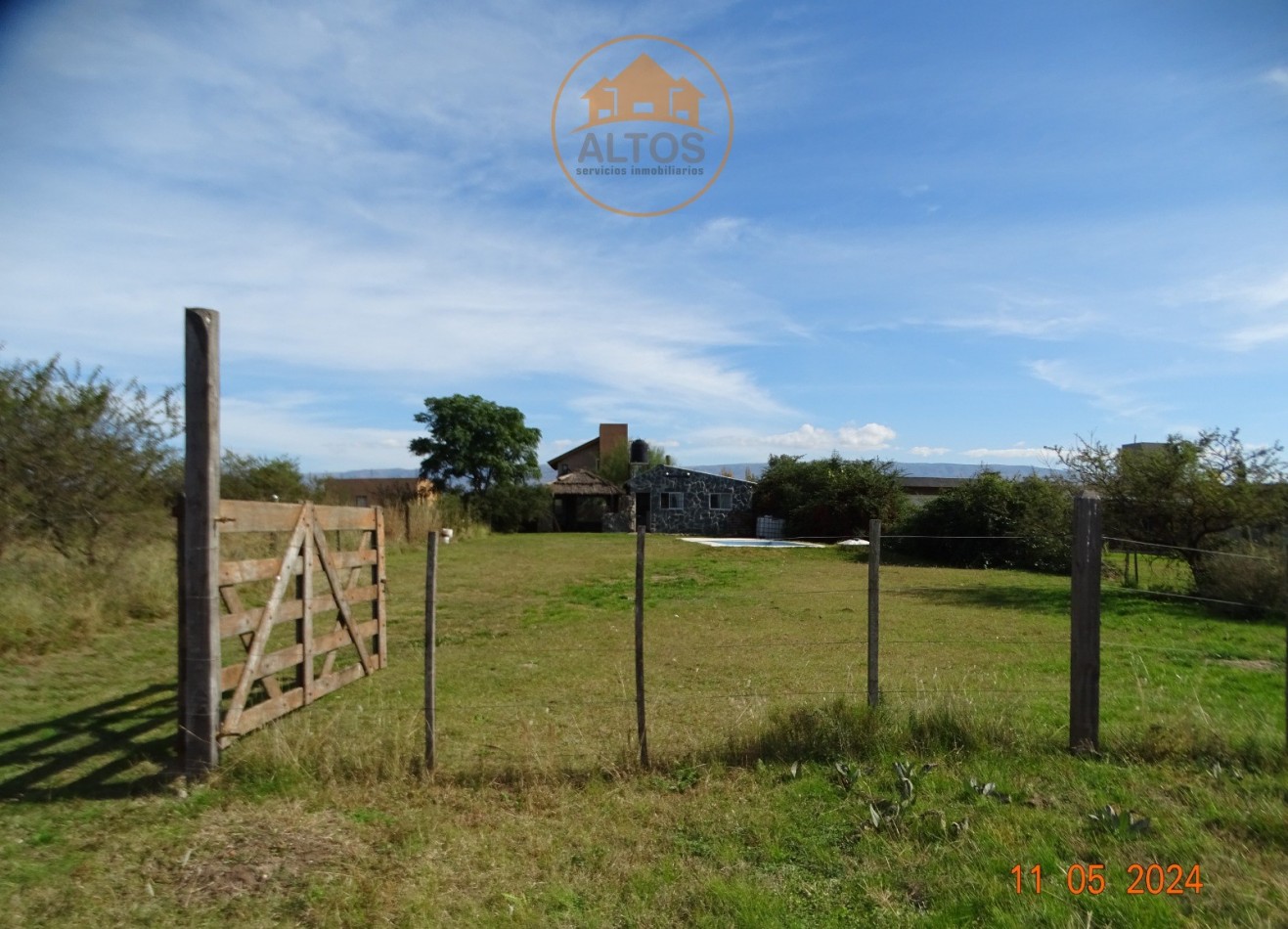 CASA UN DORMITORIO CON PILETA-POTRERO DE GARAY-CORDOBA-ESCRITURA