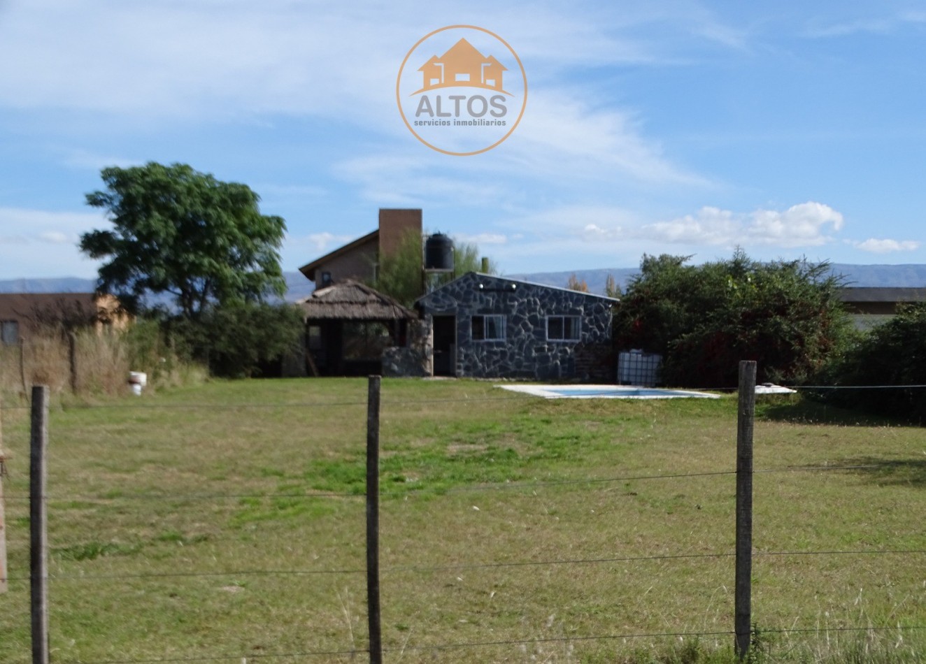 CASA UN DORMITORIO CON PILETA-POTRERO DE GARAY-CORDOBA-ESCRITURA