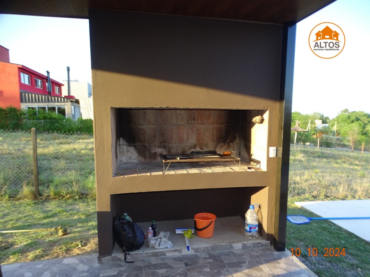 CASA DOS DORMITORIOS CON PILETA-POTRERO DE GARAY-CORDOBA-ESCRITURA