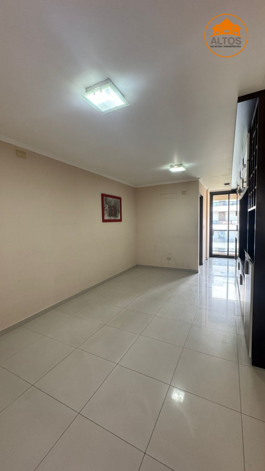 ¡OPORTUNIDAD! DPTO DESOCUPADO-2 DORM-FRENTE-PISO ALTO-TERRAZA C/QUINCHO Y ASADOR. BARRIO GENERAL PAZ.