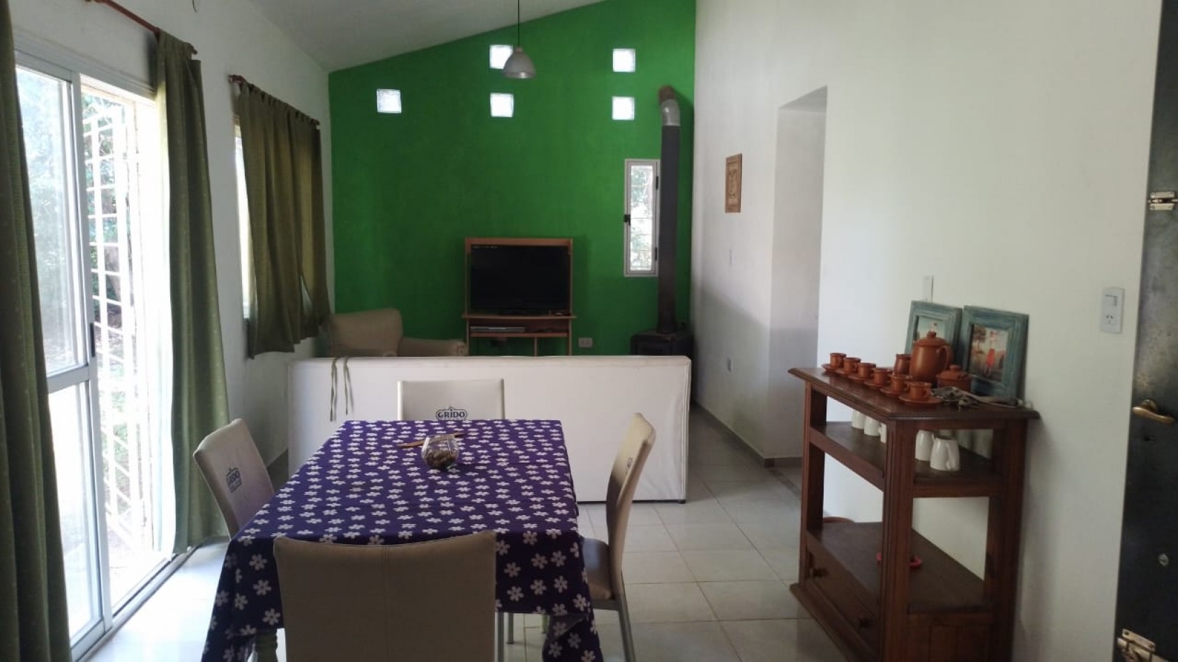 DOS CASAS EN ANISACATE CON INGRESO INDEPENDIENTE-CORDOBA-ESCRITURA