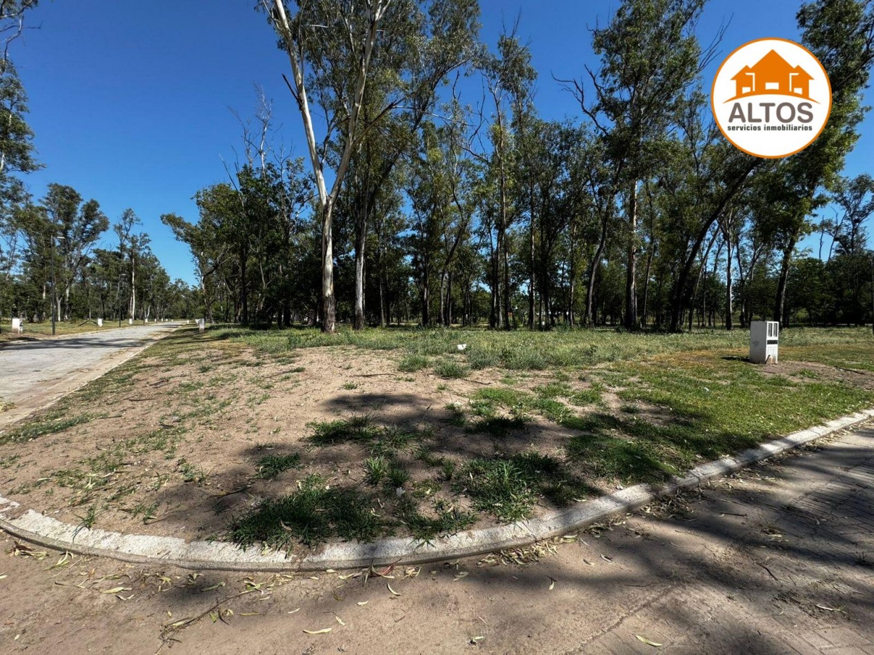 TERRENO ESQ. 267M2 - UBICADO EN BARRIO NUEVO MALAGUEÑO, DESARROLLO REALIZADO POR GRUPO EL TAGLE. CON ESCRITURA