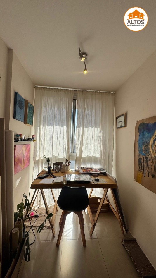 DPTO PISO 6TO - 1 DORM. - BOLIVAR AL 300 - BARRIO CENTRO - ESCRITURA.