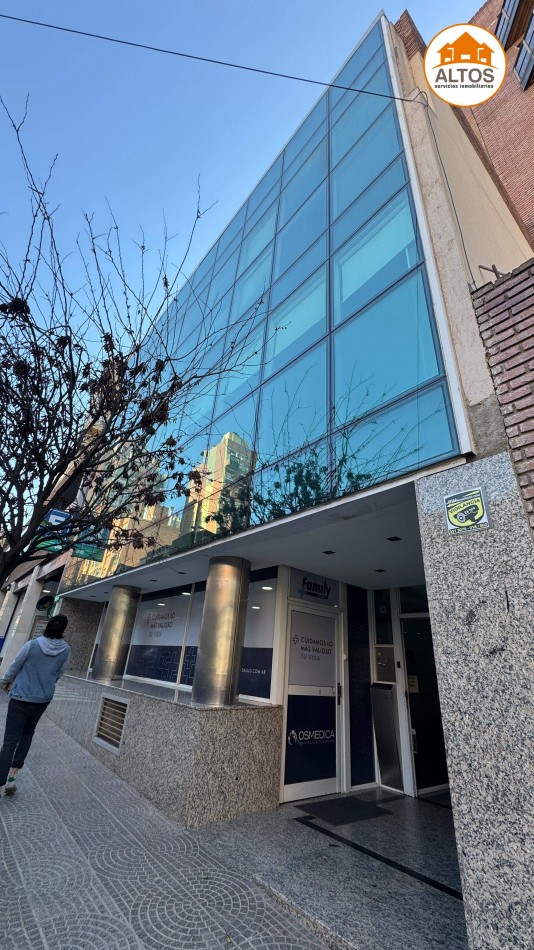 DPTO PISO 6TO - 1 DORM. - BOLIVAR AL 300 - BARRIO CENTRO - ESCRITURA.