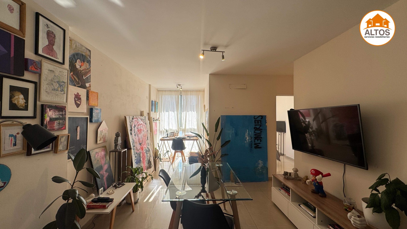 DPTO PISO 6TO - 1 DORM. - BOLIVAR AL 300 - BARRIO CENTRO - ESCRITURA.