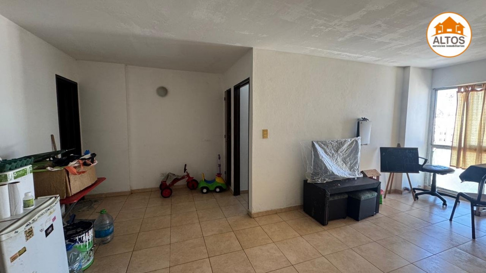 B° CENTRO - RIVADAVIA 150 - GALERIA LA MERCED - DPTO 1 DORM. -  ESCRITURA