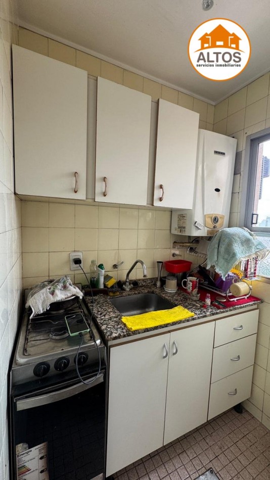 B° CENTRO - LA RIOJA 80 -  DPTO 1 DORM. PISO ALTO - TERRAZA PROPIA -  ESCRITURA