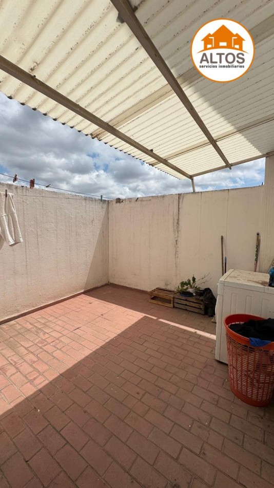 B° CENTRO - LA RIOJA 80 -  DPTO 1 DORM. PISO ALTO - TERRAZA PROPIA -  ESCRITURA