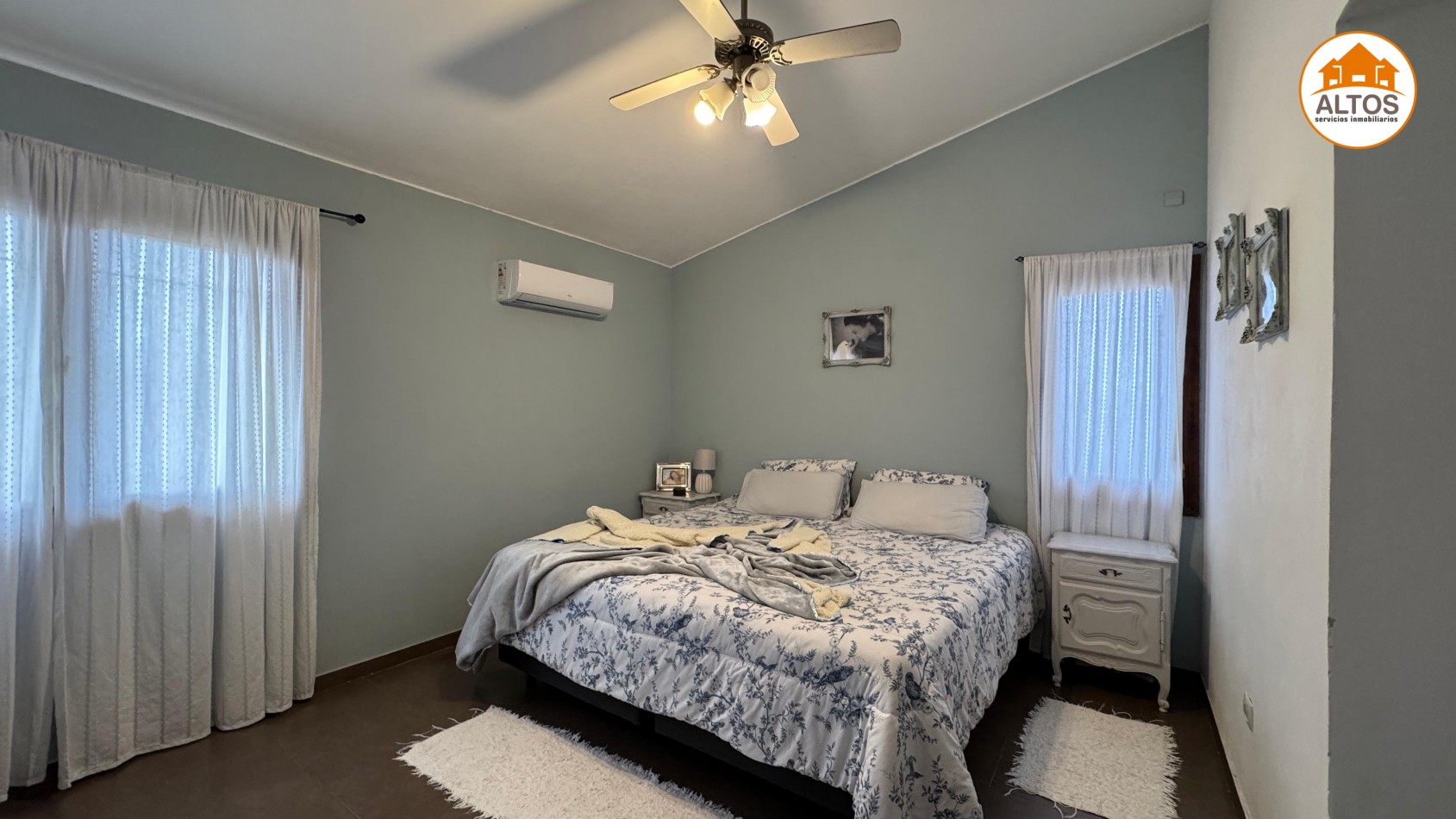 CASA QUINTA APTO USO COMERCIAL - TERRENO ESQ  5.000M2 - SUP CUBIERTA 615M2 - ESCRITURA - AV. VALPARAISO AL 7.000 