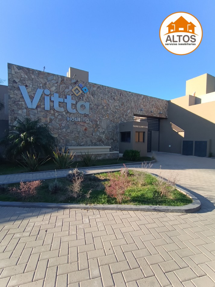 DUPLEX 2 DORM. - 3BÑOS - COCHERA- EN HOUSING VITTA I - ZONA NORTE CORDOBA