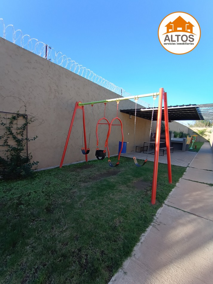 DUPLEX 2 DORM. - 3BÑOS - COCHERA- EN HOUSING VITTA I - ZONA NORTE CORDOBA