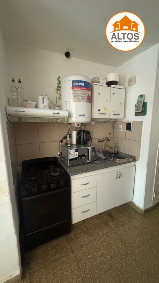 B° CENTRO - RIVERA INDARTE N°406 - MONOAMBIENTE - PISO 2 - C/RENTA - ESCRITURA