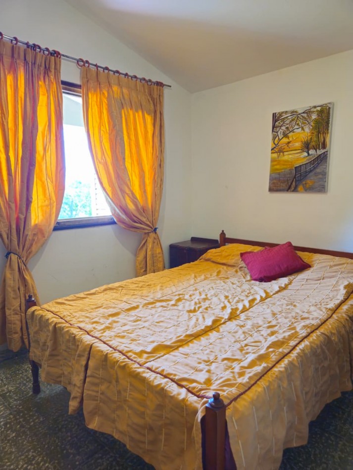 BARRIO LOS TALAS-SAN ISIDRO EN VILLA ANISACATE-CASA EN PLANTA BAJA ESQUINA, QUINCHO EN TERRENO DE 1.800m2 -CORDOBA-ESCRITURA