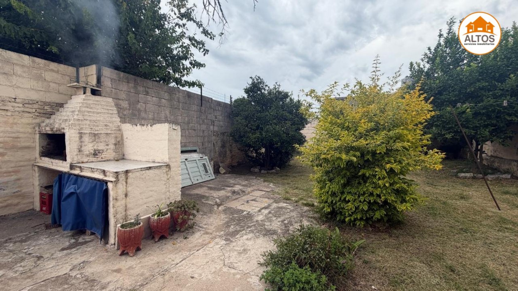 B° SARMIENTO -CASA 2 DORM. - 1BÑO - COCHERA - CORDOBA 