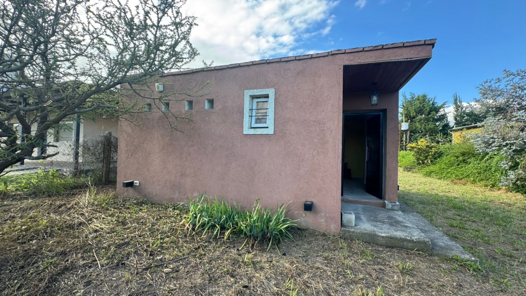 POTRERO DE GARAY-BARRIO DEL LAGO-CORDOBA-CASA A TERMINAR-ESCRITURA
