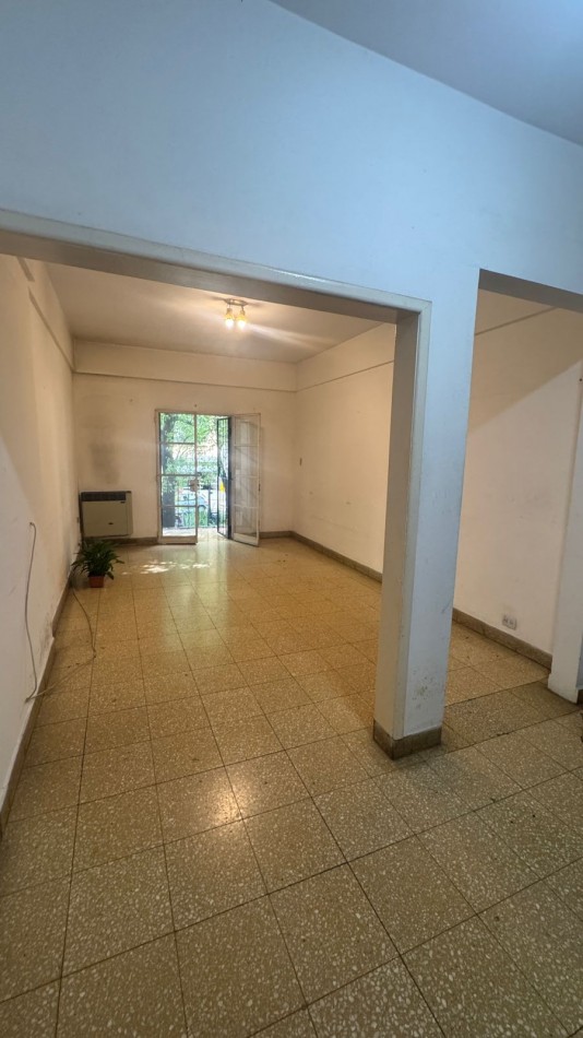 DEPARTAMENTO 2 DORM. -2 BAÑOS - BALCON- FRENTE- S/ BV. CHACABUCO 1.100. NUEVA CORDOBA.