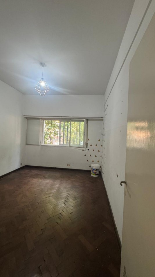 DEPARTAMENTO 2 DORM. -2 BAÑOS - BALCON- FRENTE- S/ BV. CHACABUCO 1.100. NUEVA CORDOBA.