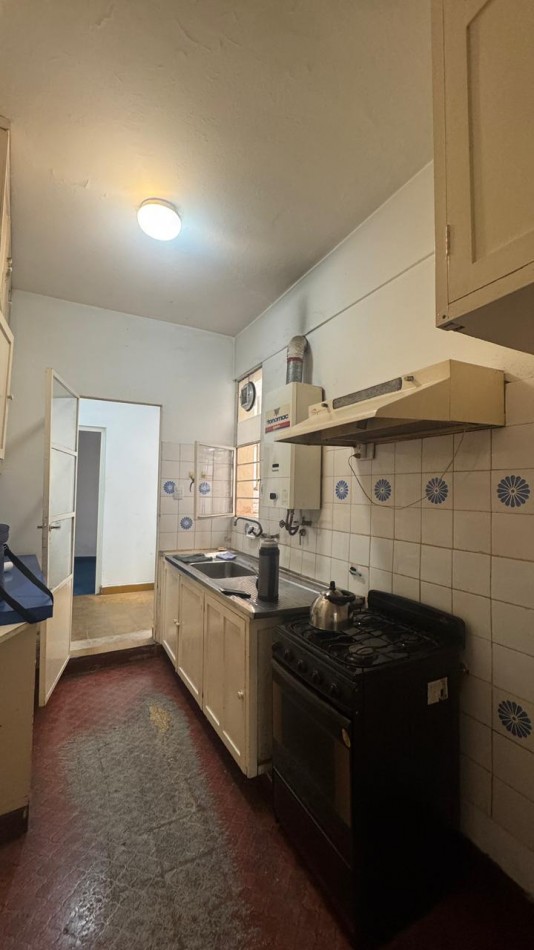 DEPARTAMENTO 2 DORM. -2 BAÑOS - BALCON- FRENTE- S/ BV. CHACABUCO 1.100. NUEVA CORDOBA.