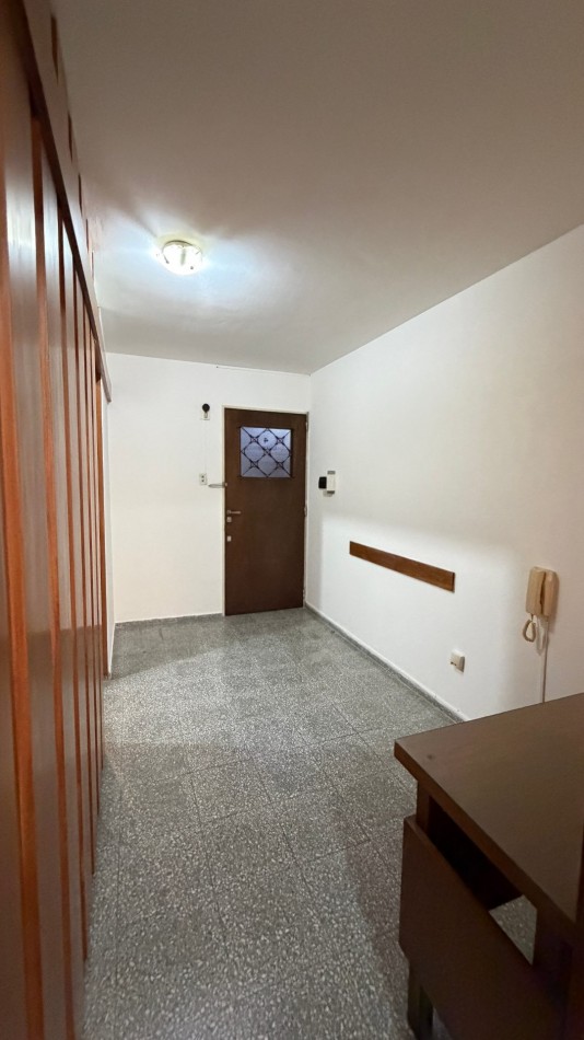 AV. GENERAL PAZ 81 - PISO 8 - 1 DORM - ESCRITURA