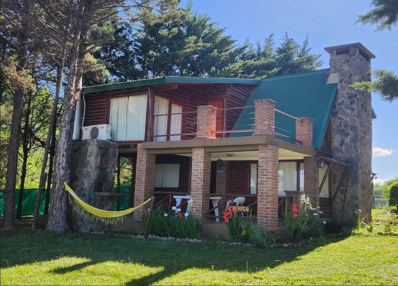 POTRERO DE GARAY-COMPLEJO DE CABAÑAS SOBRE AV LAS MALVINAS-A METROS DEL LAGO LOS MOLINOS-SIETE CABAÑAS- DOS MONOAMBIENTES-QUINCHO-PILETA- SALON USOS MULTIPLES-CANCHAS DE PADEL - CORDOBA - ESCRITURA