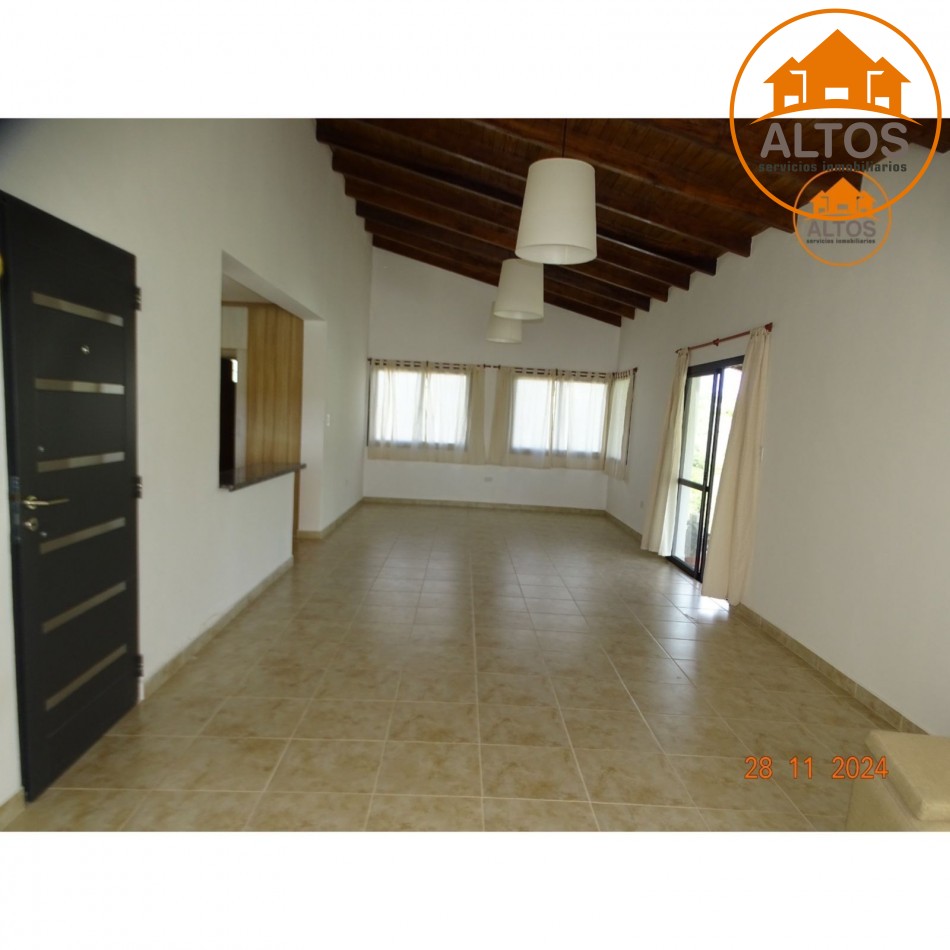 POTRERO DE GARAY-CASA MUY LUMINOSA Y AMPLIA A ESTRENAR-TERRENO 1.224M2-DOS DORMITORIOS-TRES BAÑOS-GALERIA-QUINCHO-PILETA-CORDOBA-ESCRITURA