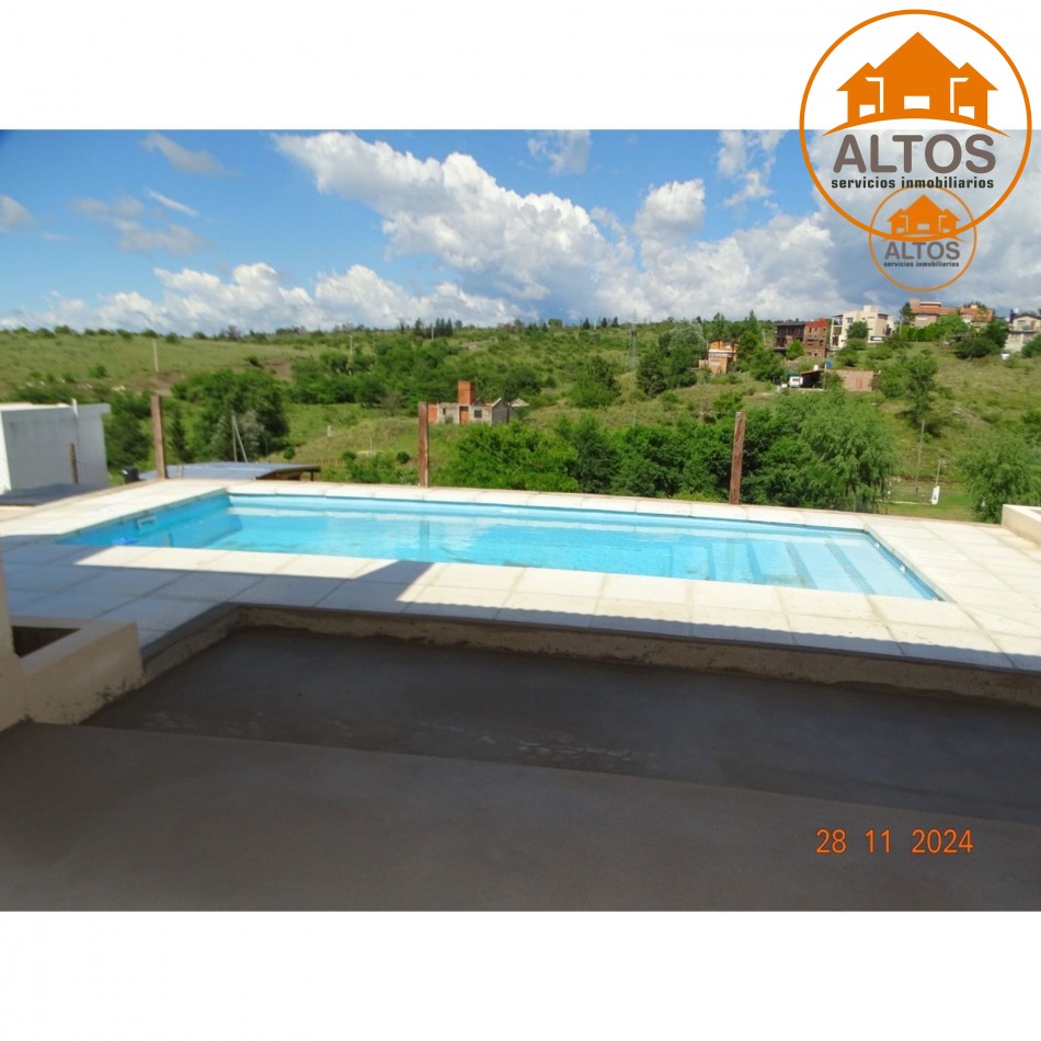 POTRERO DE GARAY-CASA MUY LUMINOSA Y AMPLIA A ESTRENAR-TERRENO 1.224M2-DOS DORMITORIOS-TRES BAÑOS-GALERIA-QUINCHO-PILETA-CORDOBA-ESCRITURA