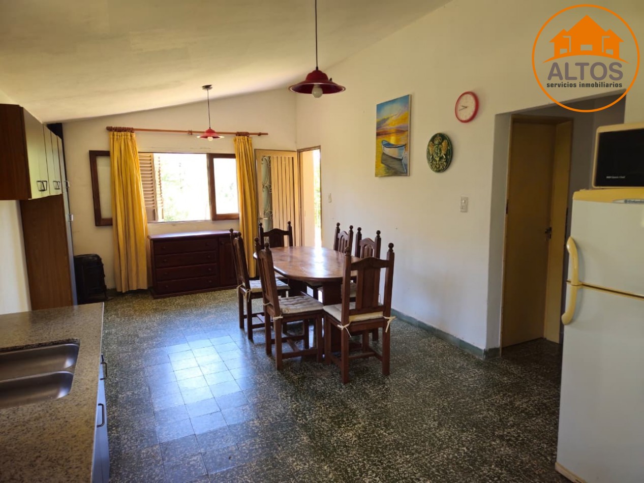 BARRIO LOS TALAS-SAN ISIDRO EN VILLA ANISACATE-CASA EN PLANTA BAJA ESQUINA, QUINCHO. TERRENO DE 1.800m2 -CORDOBA-ESCRITURA