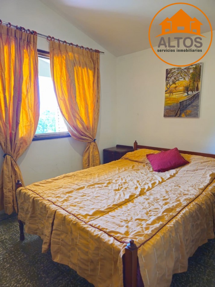 BARRIO LOS TALAS-SAN ISIDRO EN VILLA ANISACATE-CASA EN PLANTA BAJA ESQUINA, QUINCHO. TERRENO DE 1.800m2 -CORDOBA-ESCRITURA