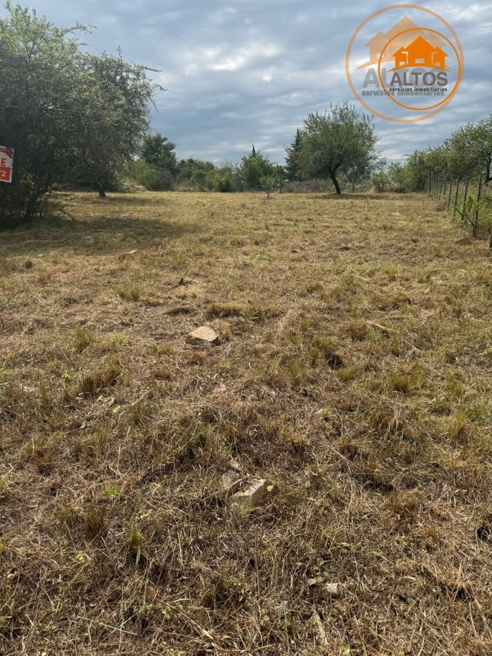 POTRERO DE GARAY-TERRENO 800 M2 CON ESCRITURA Y SERVICIOS-CORDOBA