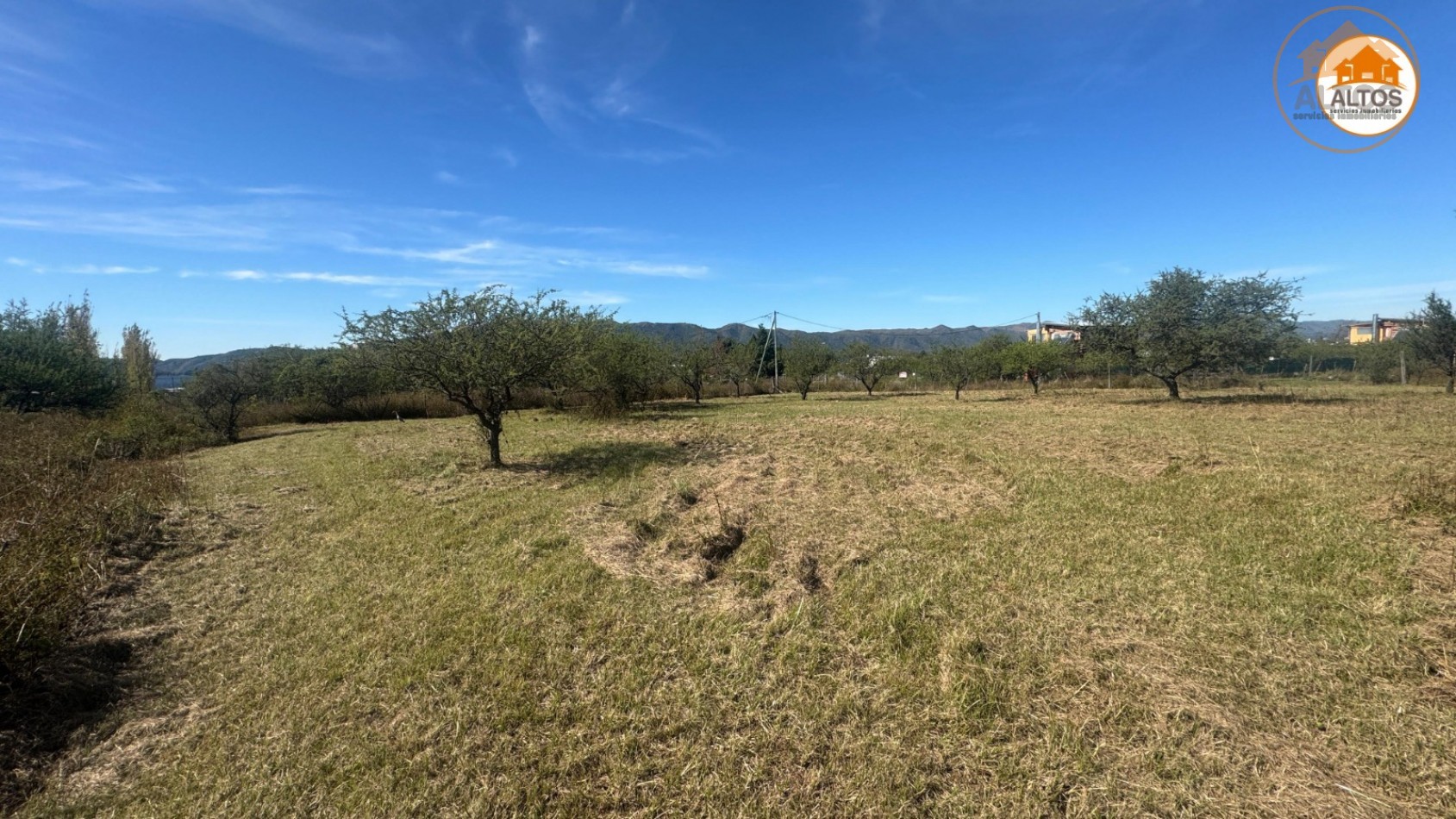 POTRERO DE GARAY-TERRENOS MUY CERCA DEL LAGO LOS MOLINOS EN BARRIO DEL LAGO-CORDOBA-ESCRITURA