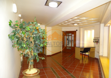INMUEBLE APTO USO MULTIPLES,  ITUZAINGO AL 700. B° NUEVA CORDOBA. CORDOBA
