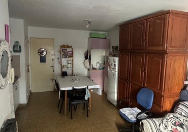 B° CENTRO - RIVERA INDARTE N°406 - MONOAMBIENTE - PISO 2 - C/RENTA - ESCRITURA