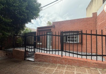 B° SARMIENTO -CASA 2 DORM. - 1BÑO - COCHERA - CORDOBA 